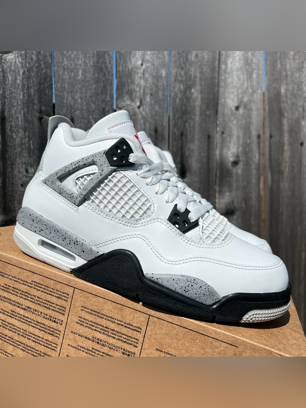 Nike air Jordan 4 White cement size 6.5y GS